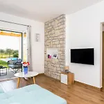 Vila Bajadera Puljane