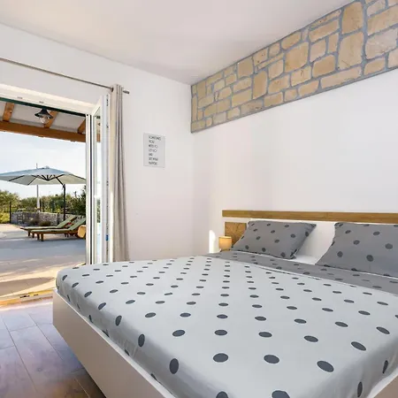 Bajadera Villa