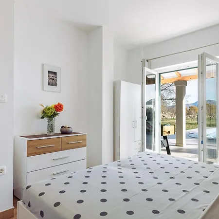 Bajadera Villa *